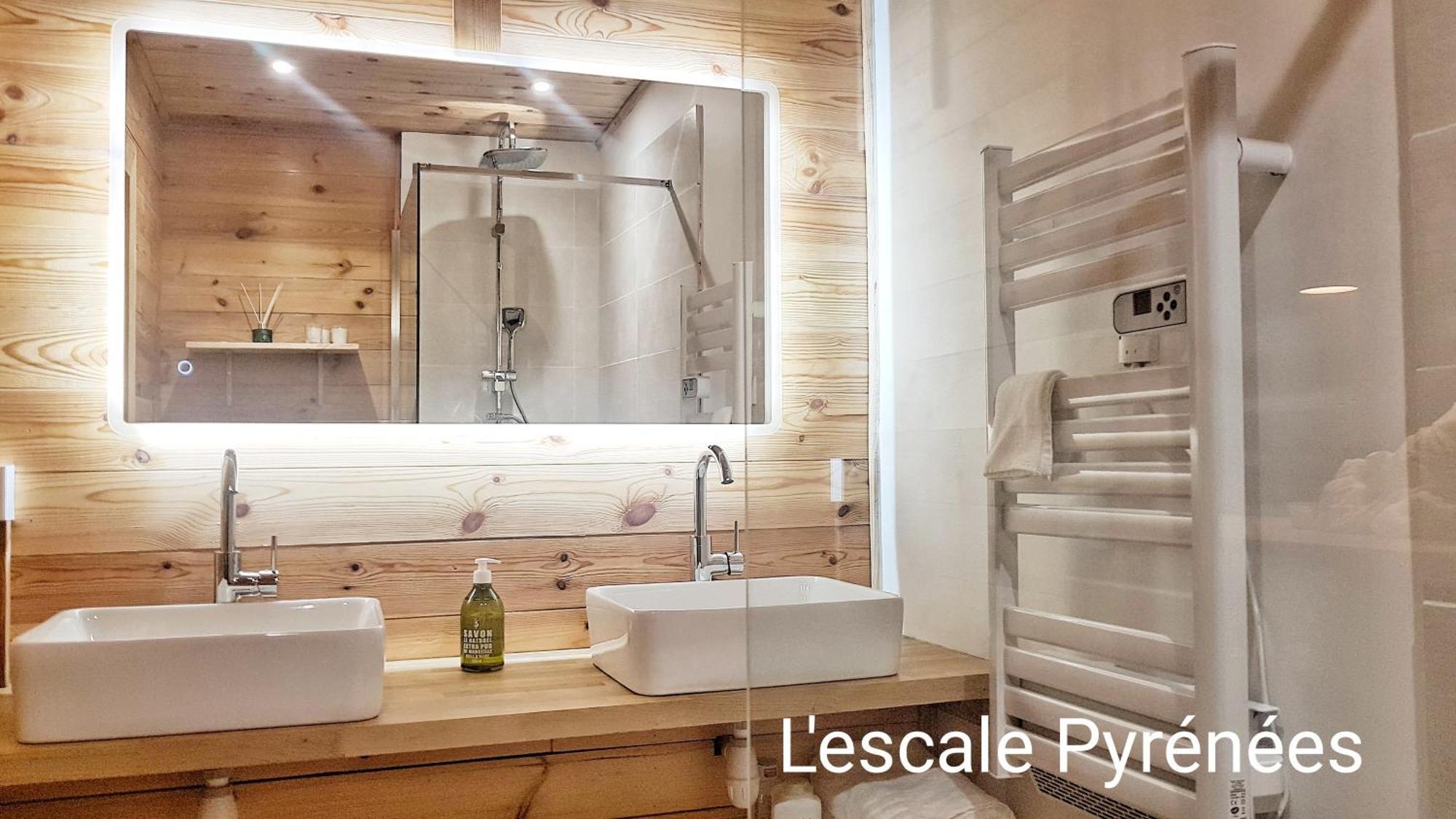 Vue Imprenable Et Jacuzzi 4 Etoiles Chalet